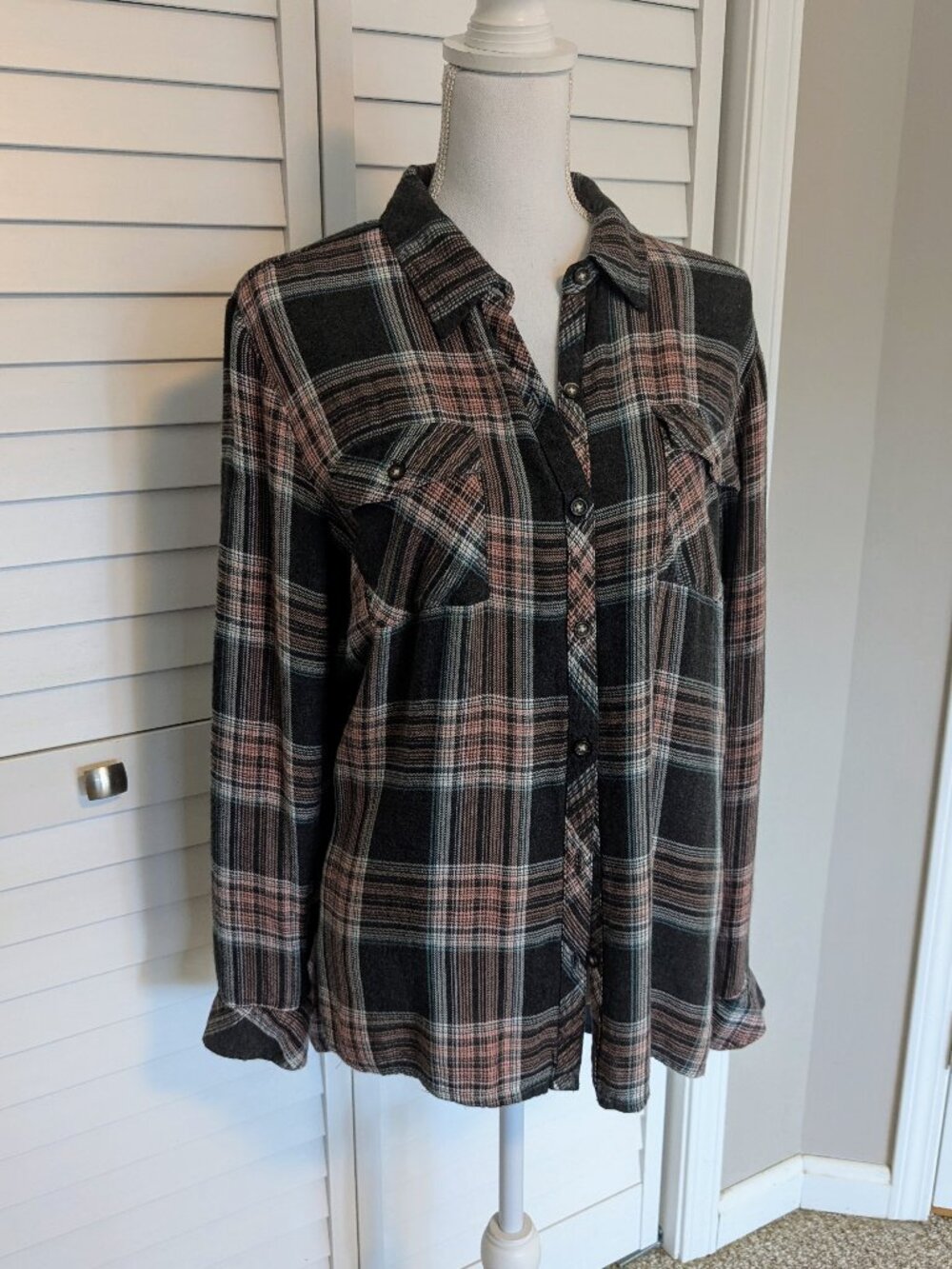 Krazy Kat Plaid Pink & Grey Button-Down Shirt - Size Large